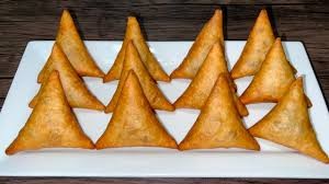 BEEF SAMOSA 3pcs